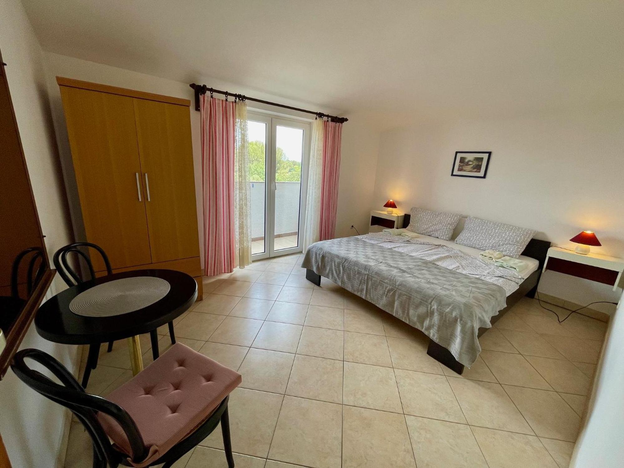 Apartments Lori Poreč Eksteriør bilde